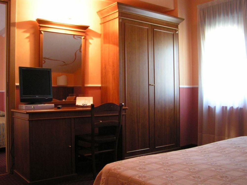 Marchesina Resort Srls Teggiano Exterior foto